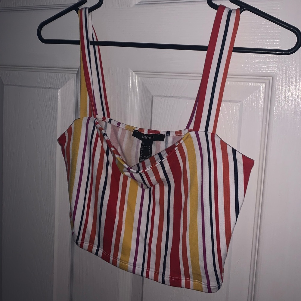 Crop top